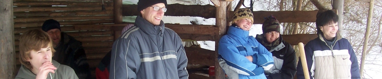 Pohoda na t�borov�m n�dvo��. Asi se d�lo n�co nap�nav�ho :)