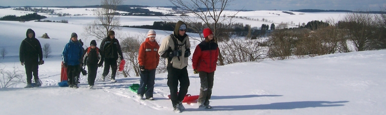 Z Horek p��mo ke kostelu v Borov� - p�es pole sn�nou pl�n�!