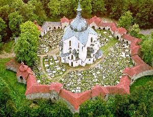 Zelen� Hora - ale chodba do kl�tera pr� neexistuje!